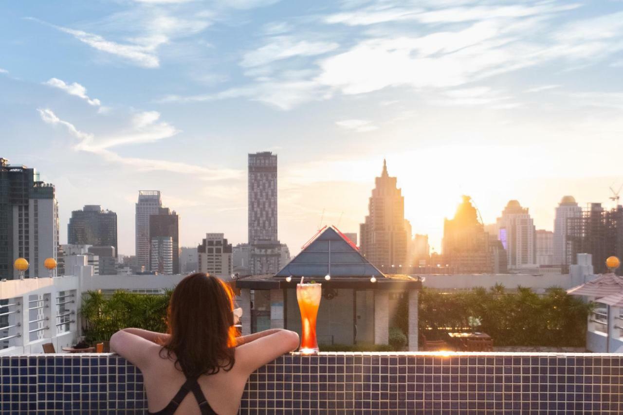 Zenith Sukhumvit Hotel Банкок Екстериор снимка