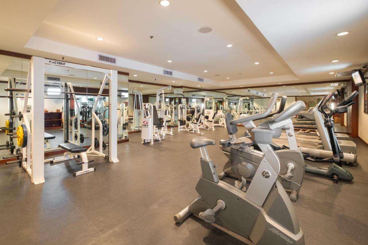 Zenith Sukhumvit Hotel Банкок Екстериор снимка
